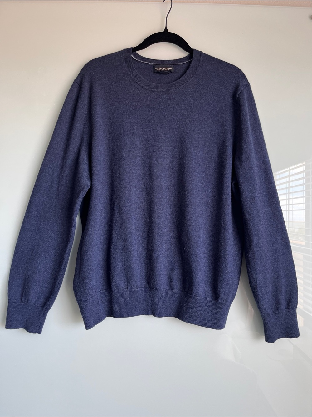 Banana Republic 100% Extra Fine Merino Wool Navy Blue Sweater Crew Neck Mens XL